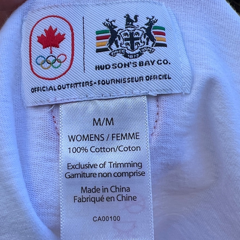 ✨New ✨CANADA 🇨🇦Red & White Tank Top🇨🇦 - Picture 6 of 6